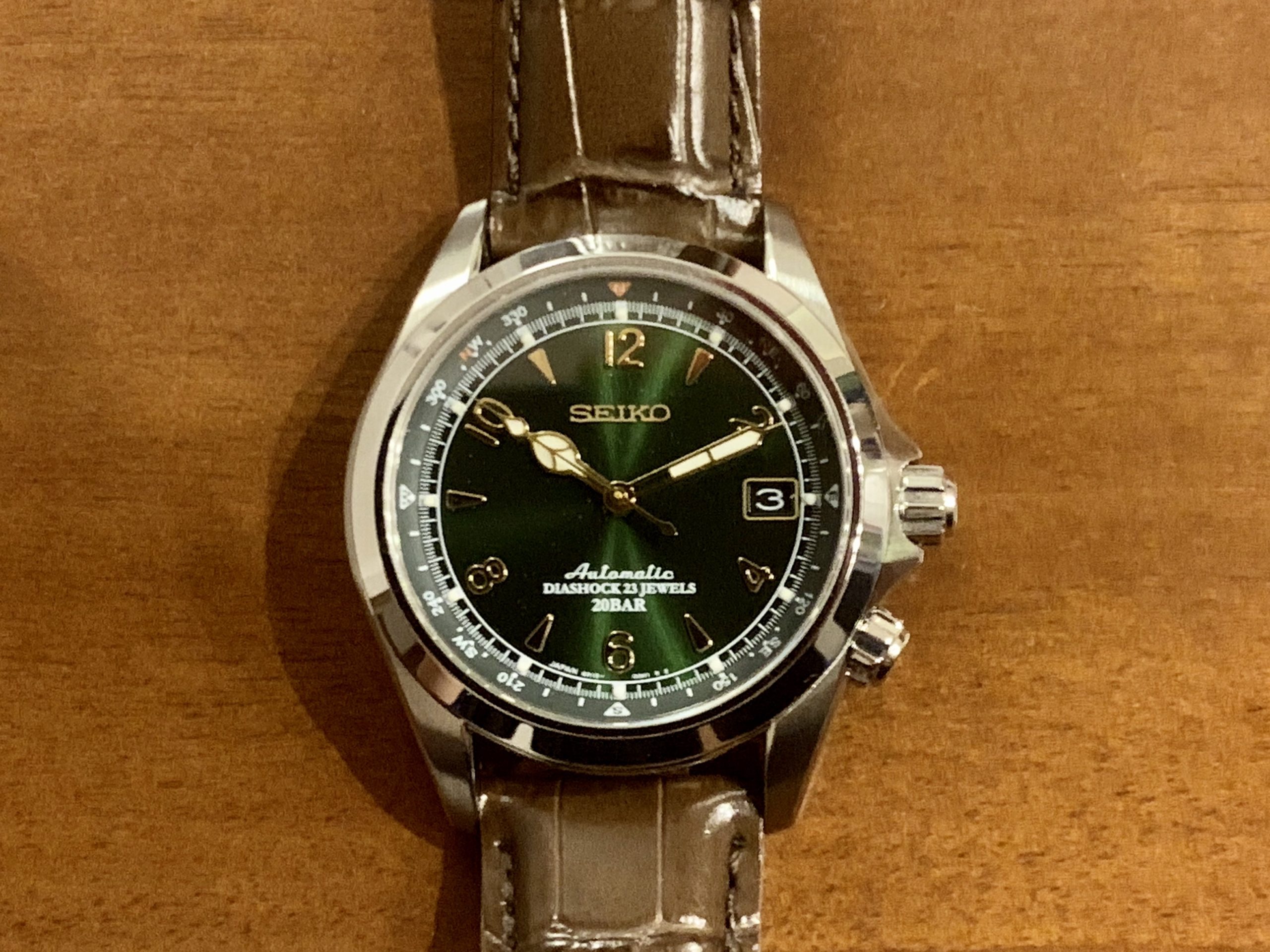 セイコーアルピニスト Seiko Alpinist Sarb017 のレビュー ご紹介 英国スタイルにおすすめ Authentic Lifeを目指して